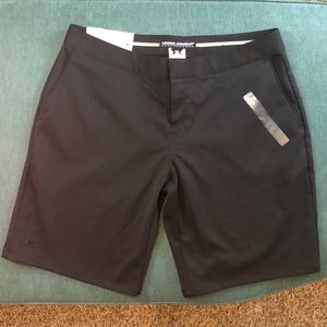 UNDER AMOUR women’s performance black short